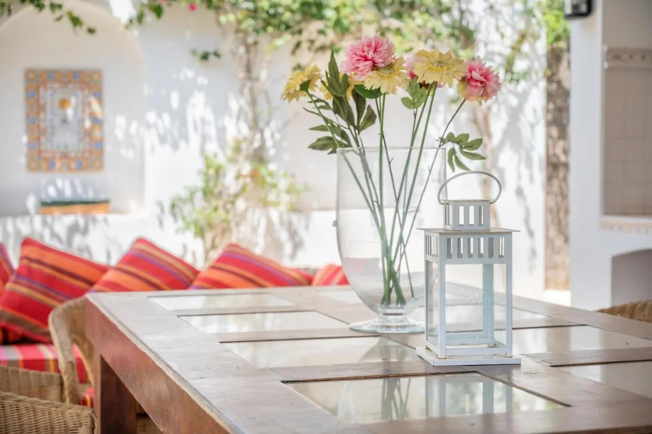 Wonderful 5 Bed Villa With Private Cala D´Or İspanya