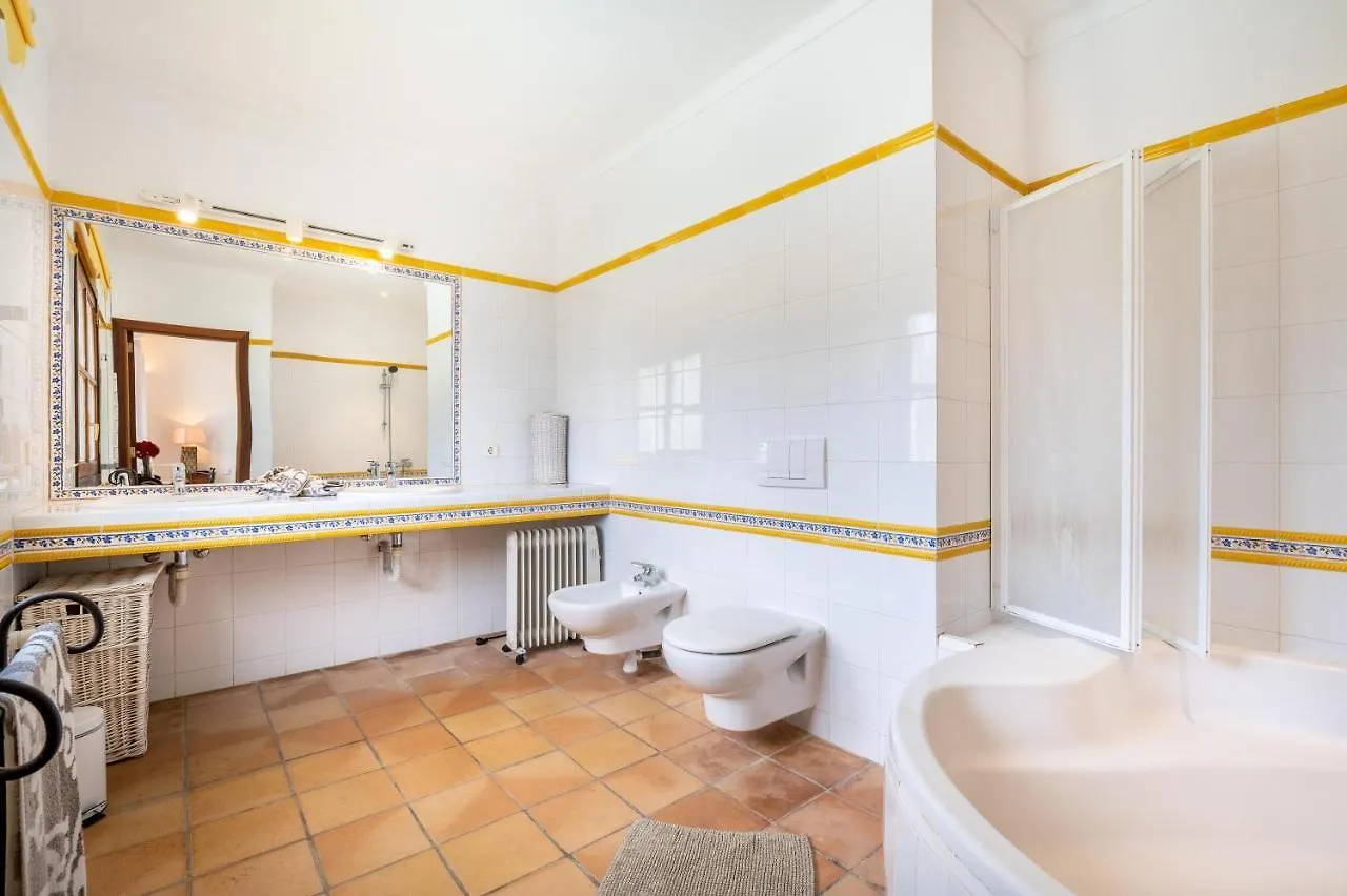 Wonderful 5 Bed Villa With Private Cala D´Or 0*,  İspanya